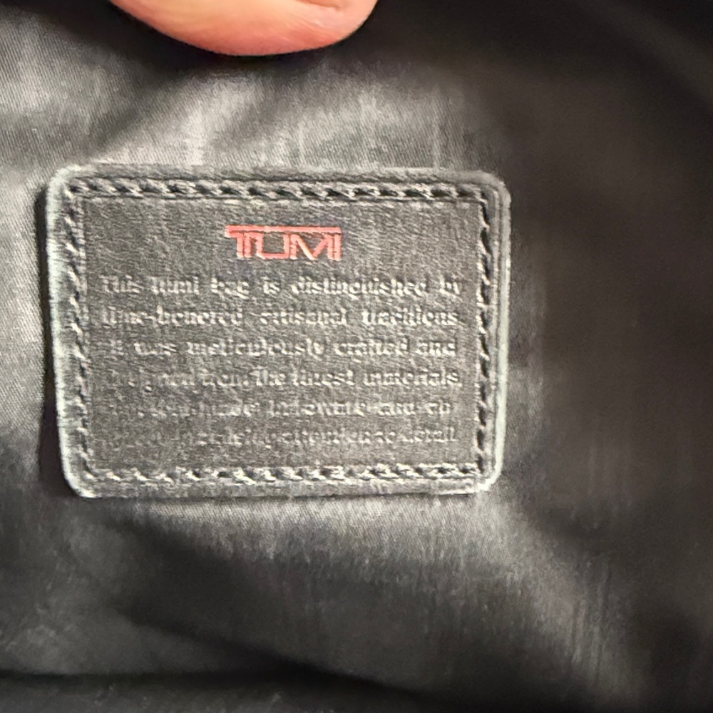 Tumi Black Briefcase for Men with laptop case - Picture 6 of 15